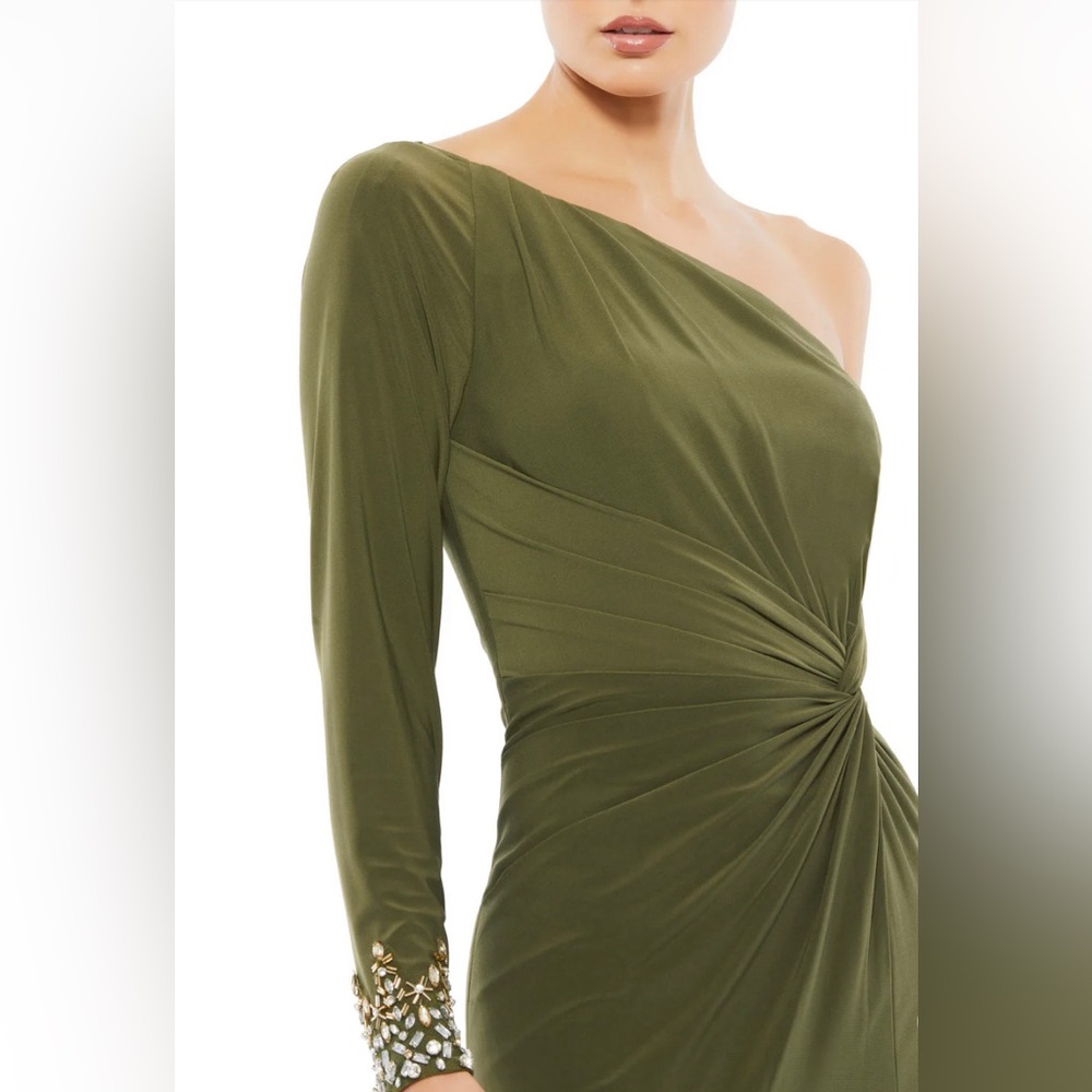 MacDuggal ONE SLEEVE BEADED CUFF SIDE TWIST GOWN